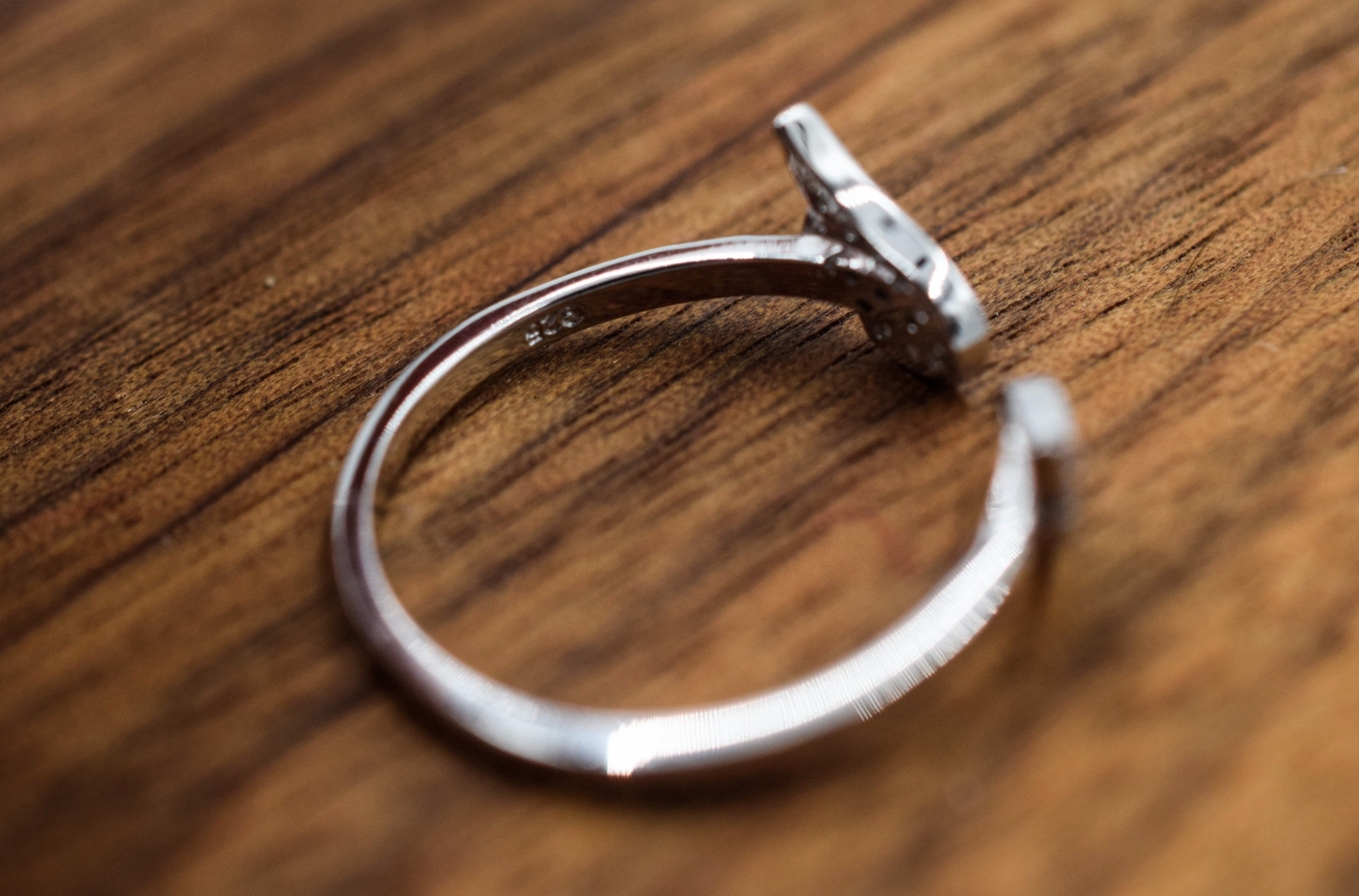 Angel Wings Zirconia Stones Open Ring