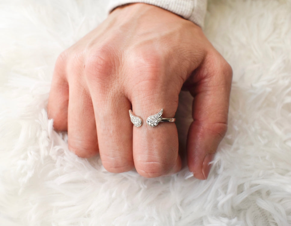 Angel Wings Zirconia Stones Open Ring