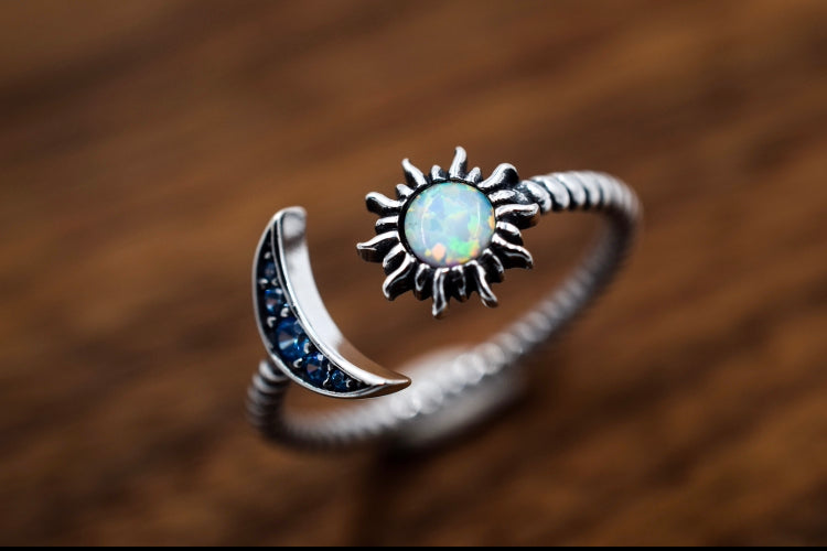 Adjustable Sun and Moon Ring