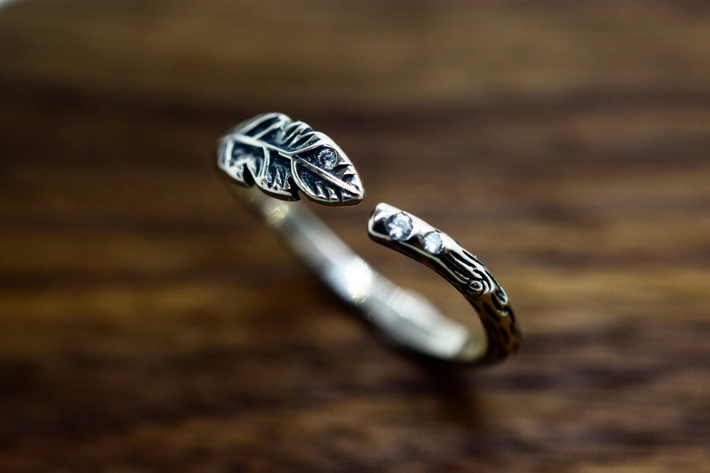 Luxury 925 Sterling Silver Feather Ring